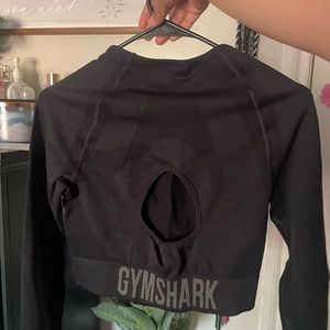 Long sleeve crop top